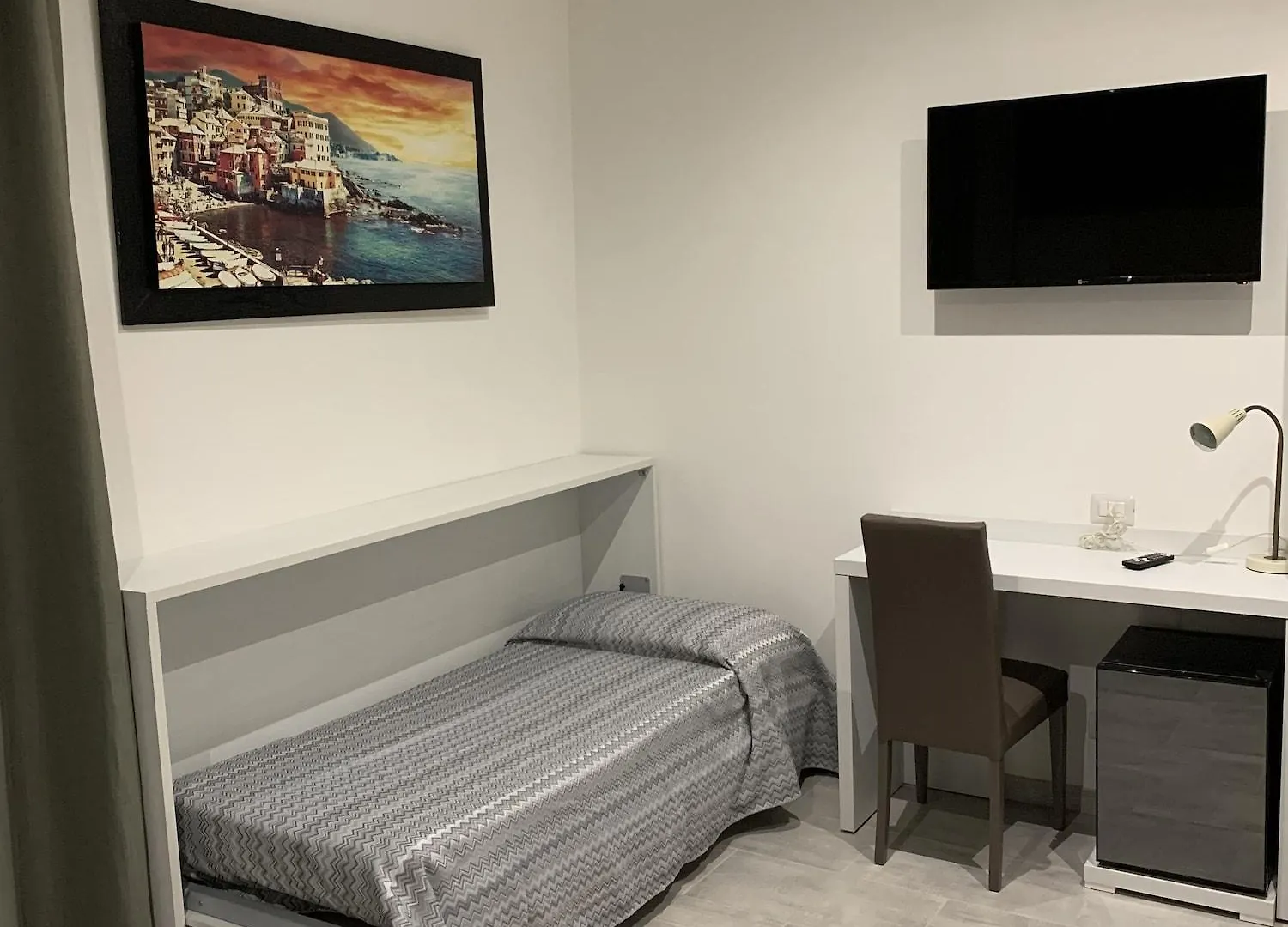 Hotel Assarotti Генуя 3*,  Италия