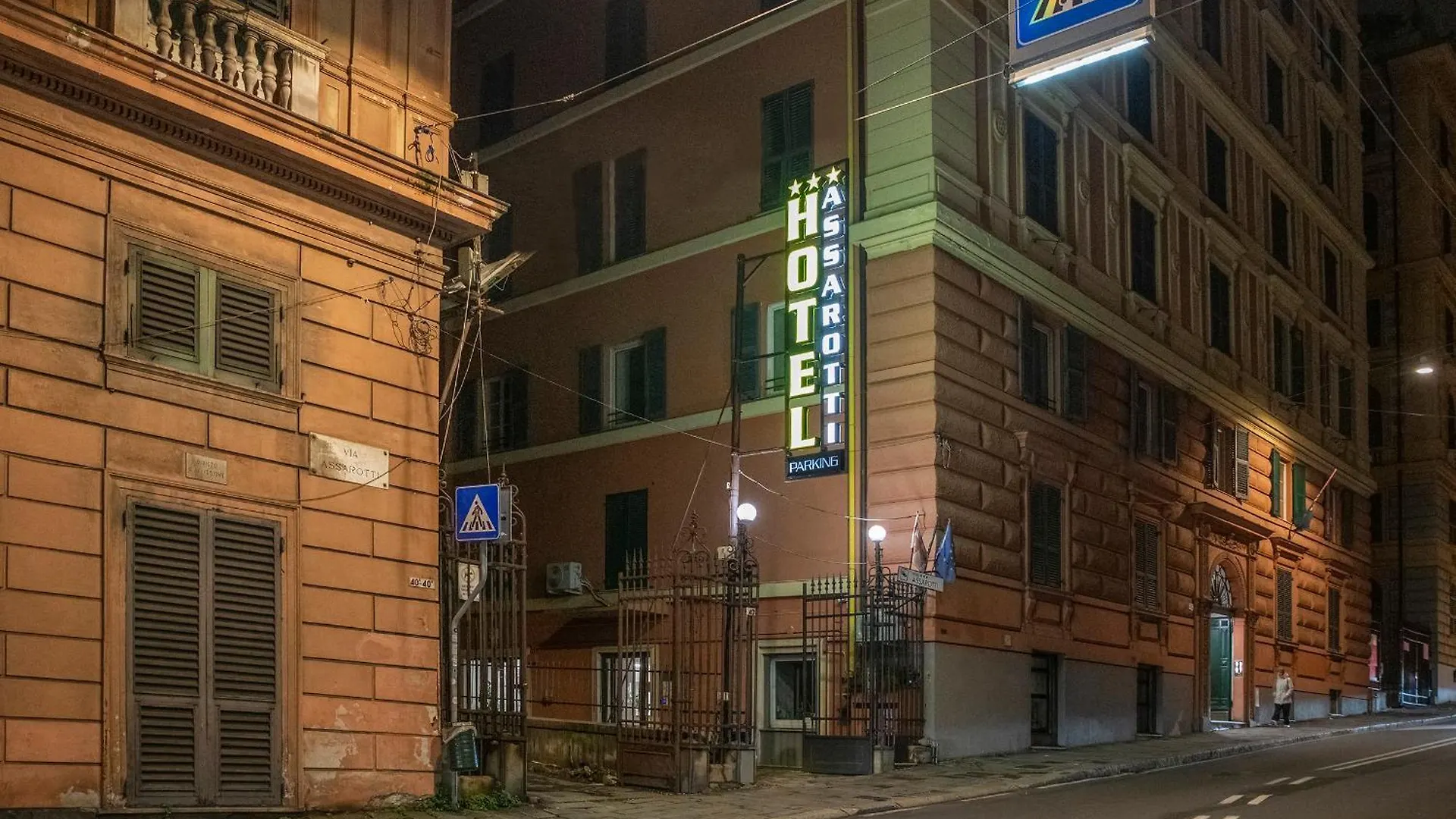 Hotel Assarotti Генуя 3*,  Италия