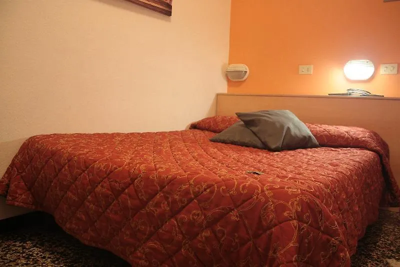 Hotel Assarotti Генуя