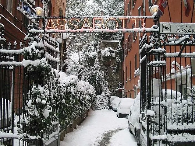 Hotel Assarotti Генуя Италия